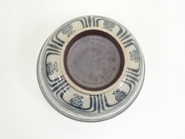 道具 ] - 道具 膳所焼 岩崎新定造 安南写唐草文茶碗（共箱） | ネット